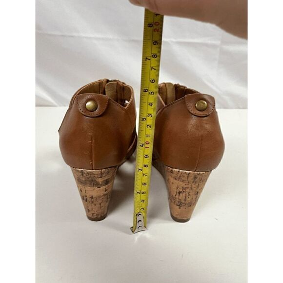 Style & Co Womens Zip up Strappy Wedge Sandals Brown Faux Leather Sz 7.5M - Picture 3 of 6